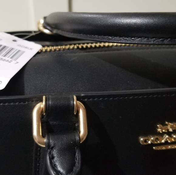 New coach purse with tags.. bought at Dillard - Picture 5 of 6